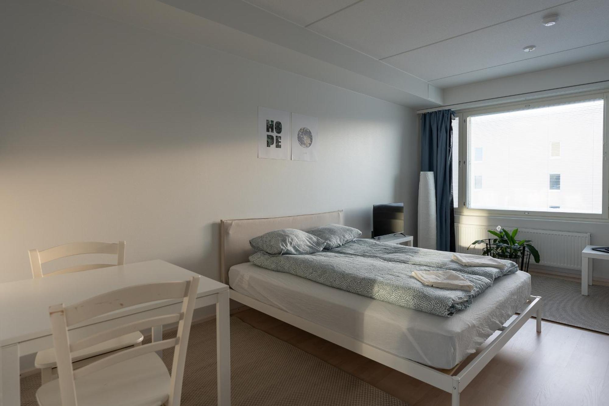 Easy Stay Rooms & Apartments Near Airport Вантаа Экстерьер фото