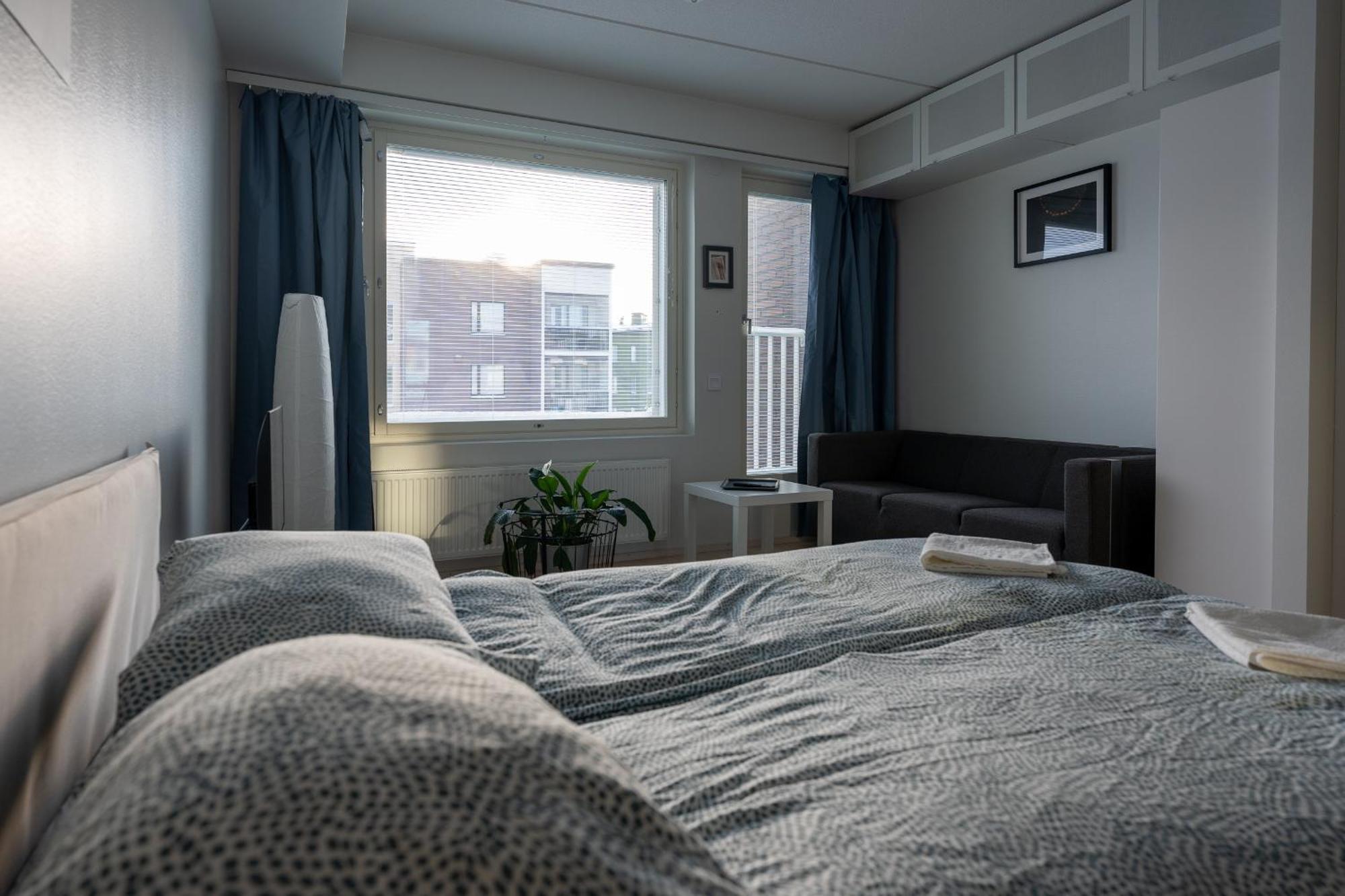 Easy Stay Rooms & Apartments Near Airport Вантаа Экстерьер фото