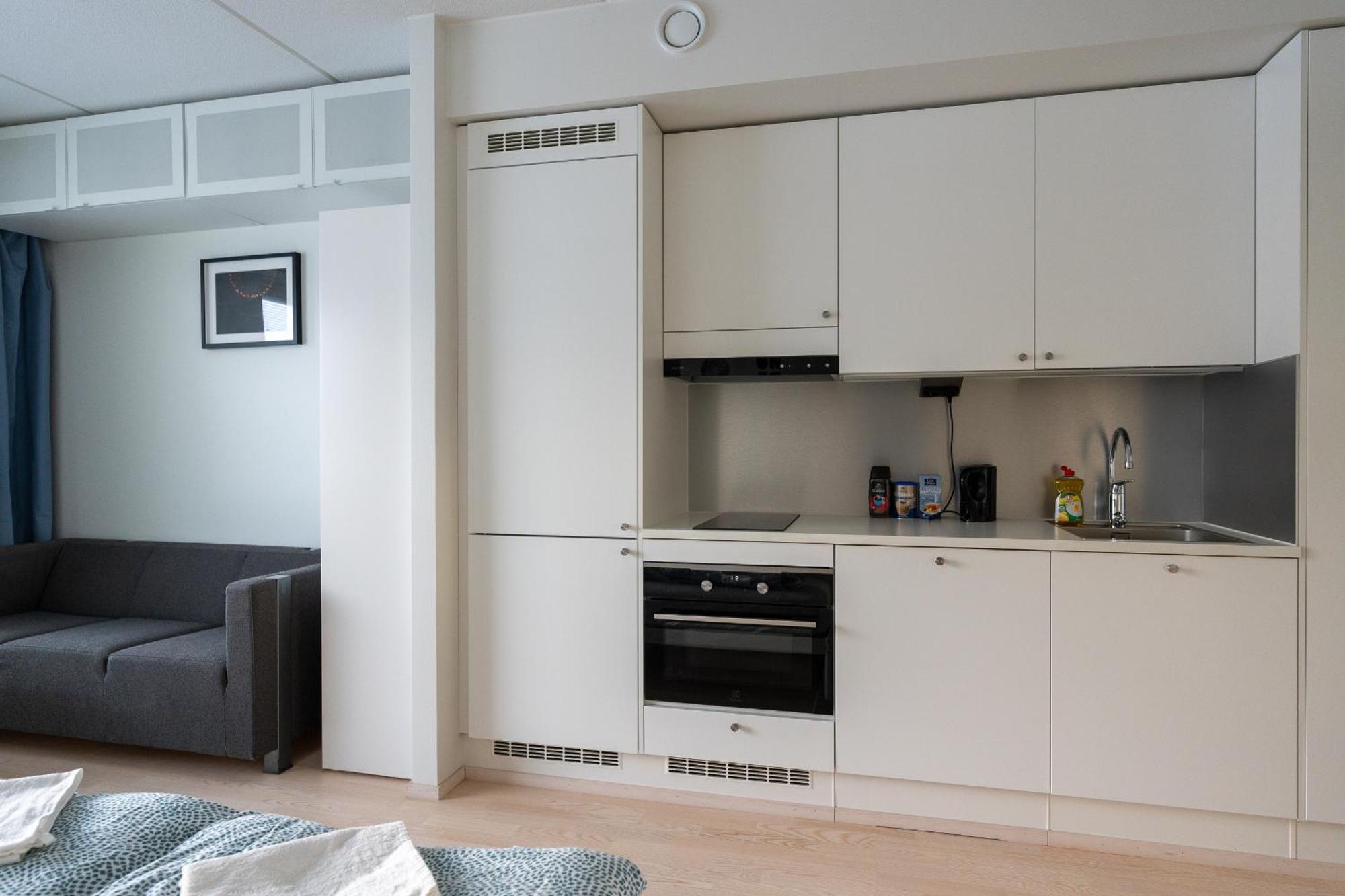 Easy Stay Rooms & Apartments Near Airport Вантаа Экстерьер фото